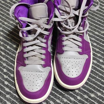 NIKE Tenisice WMNS AIR JORDAN 1 MID