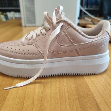 Nike W Court Vision Alta LTR