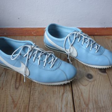 NIKE - ŽENSKE LAGANE KOŽNE TENISICE 38