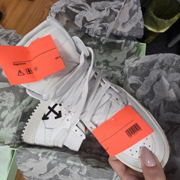 Off White tenisice, nove, 37