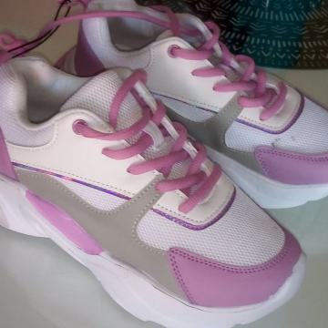 TENISICE BR.37 - NOVO