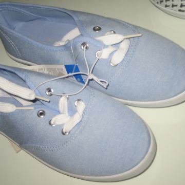 PLAVE TENISICE - br. 37  NOVO