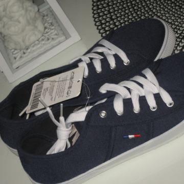 PLAVE TENISICE BR. 37 - NOVO