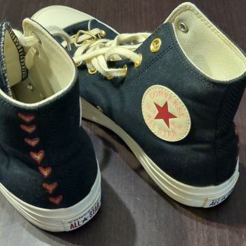 Prodajem Coverse tenisice