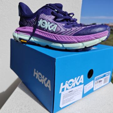 Prodajem Hoka patike