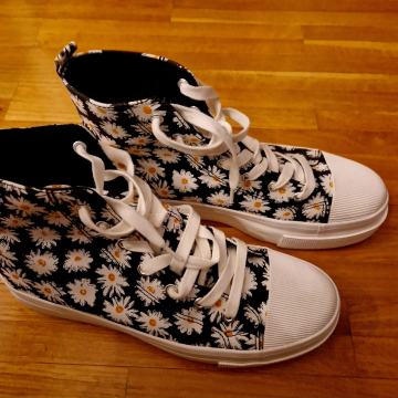 Pull&Bear tenisice, br 39