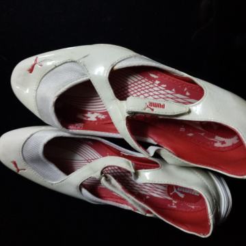 Puma br 37 kožne nove tenisice/sandale na čičak