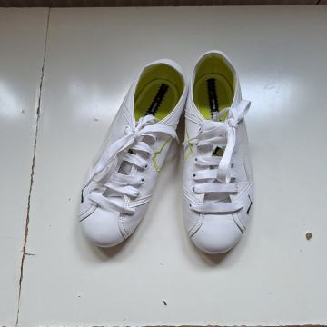 Puma Safari tenisice br. 37