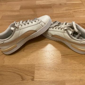 Puma ženske tenisice 40.5