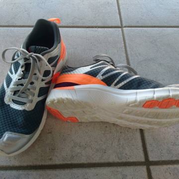 2+1 gratis! Nove "Reebok" lagane tenisice, br. 36 (23 cm)