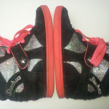 Tenisice puna peta Skechers 37