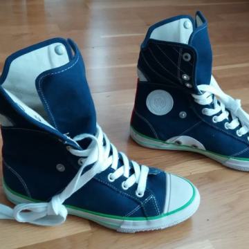 Superdry tenisice br 37