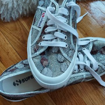 SUPERGA zenske tenisice vel. 39