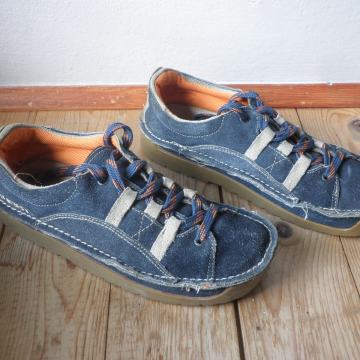 SUSST - ŽENSKE LAGANE KOŽNE TENISICE / CIPELE 40