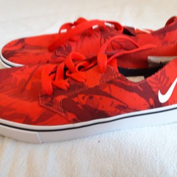 Tenisice (37,5) nike ženske