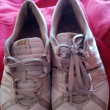 TENISICE br.38,5-NIKE