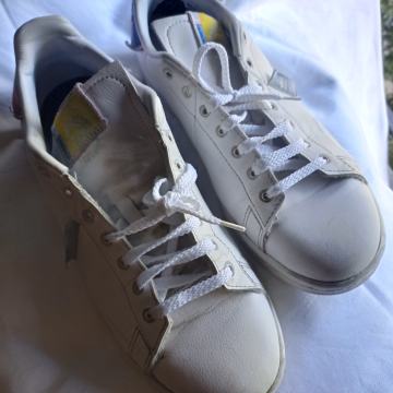 TENISICE  br. 39-ADIDAS