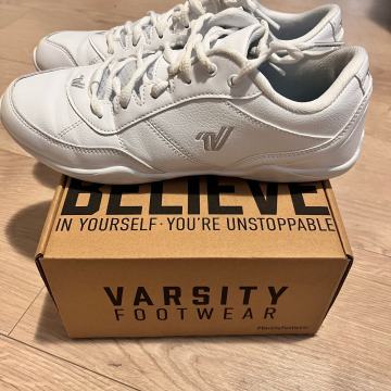 Tenisice za cheerleading br.40