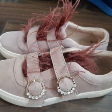 Tenisice cipele  38 zara