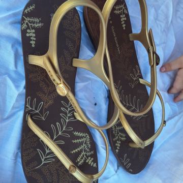 Tenisice čizme natikače balerinke japanke ipanema Mango Geox