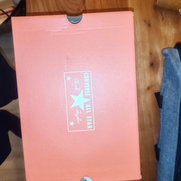 Tenisice Converse nove