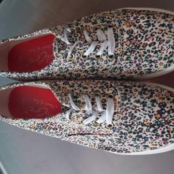 Tenisice platnene br 38