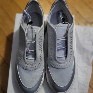 Tenisice Geox br. 40 NOVO