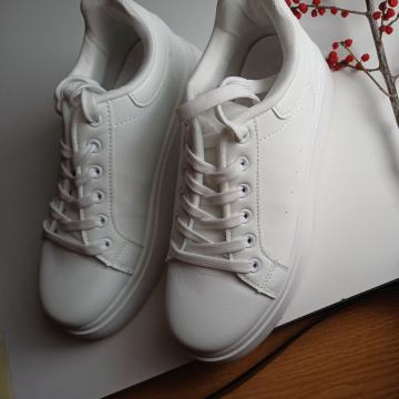 Nove tenisice - Sinsay