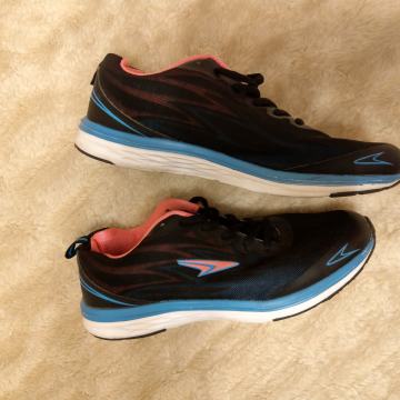 Tenisice za trčanje, SPRANDI, broj 39