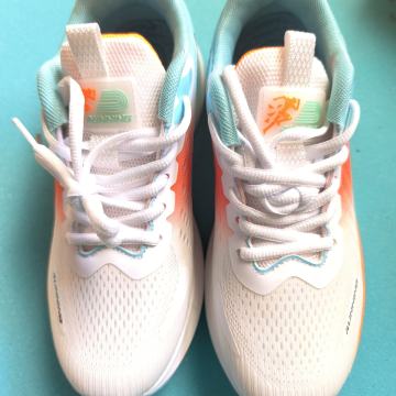 Nove tenisice za trčanje idr, vel. 39, kratkotrajna ponuda