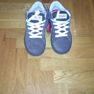 Tenisice "Vans" br. 37, NOVO