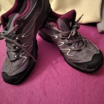 Tenisice vodo odporna