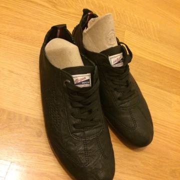 Tommy Hilfiger crne tenisice 38