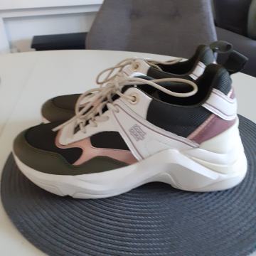 tommy hilfiger patike