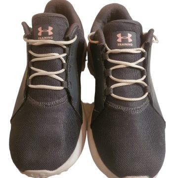 UNDER ARMOUR TENISICE br.39