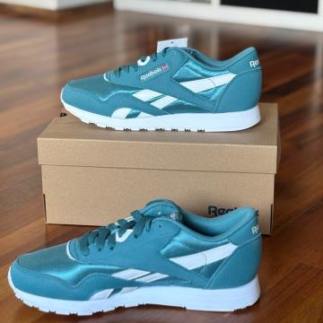 Nove unisex Reebok Classic Nylon plave tenisice  37.5