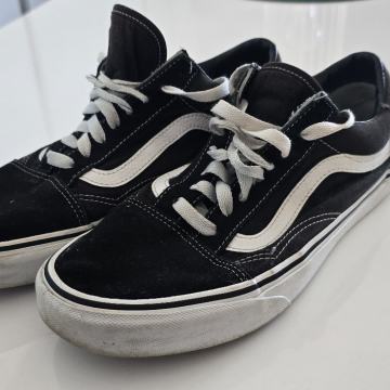 Vans tenisice 40.5