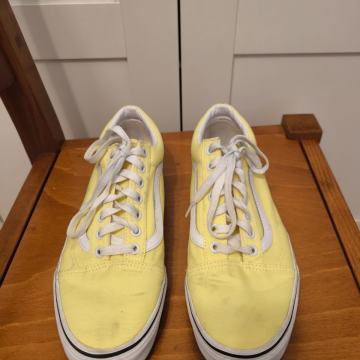 vans tenisice 42