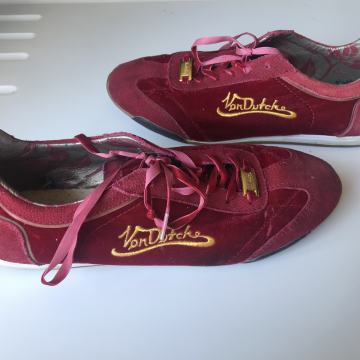 Von Dutch crvene plišane tenisice 39
