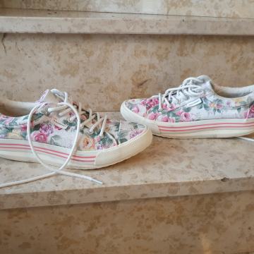 Walkmaxx tenisice br 40