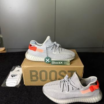Yeezy Boost 350 Tailight