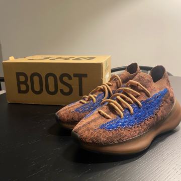 Yeezy Boost 380 tenisice