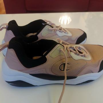 Ženske Champion tenisice 41