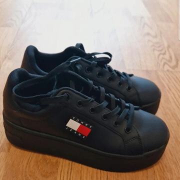 ženske kožne tenisice Tommy Jeans
