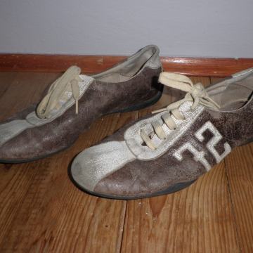 ŽENSKE LAGANE KOŽNE CIPELE / TENISICE 40