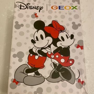 Nove ženske Mini Mouse tenisice