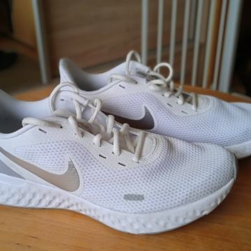 Ženske Nike tenisice