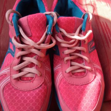 Sportske tenisice-br.38-39-NIKE,PUMA-8kom