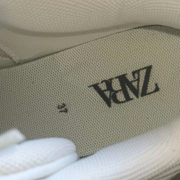 Ženske tenisice  37