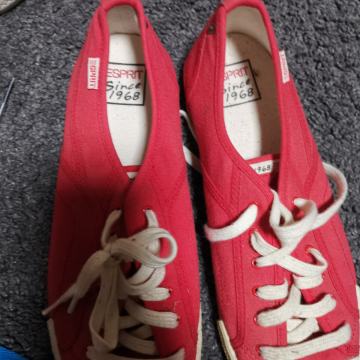 ZENSKE TENISICE ESPRIT